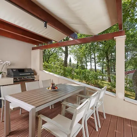 Вилла Bellevue Plava Laguna